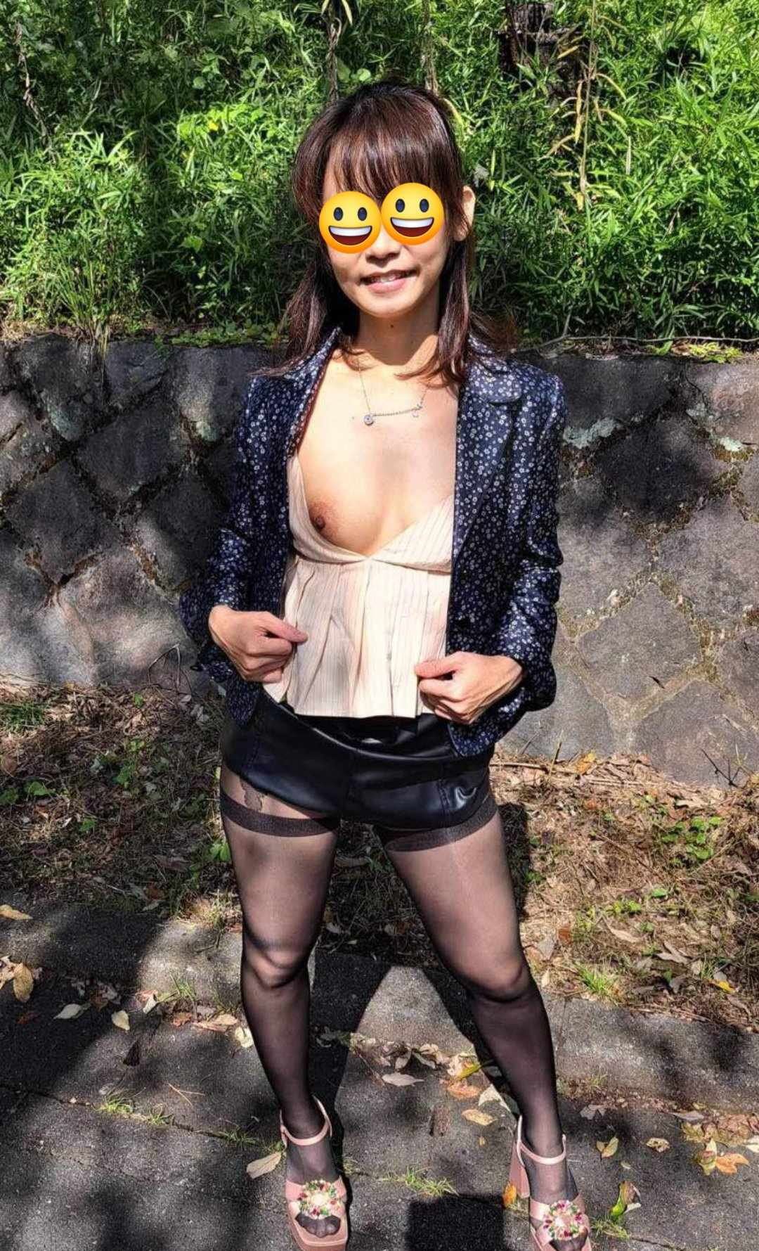 平和な妻の姿。ミニスカートの画像その1