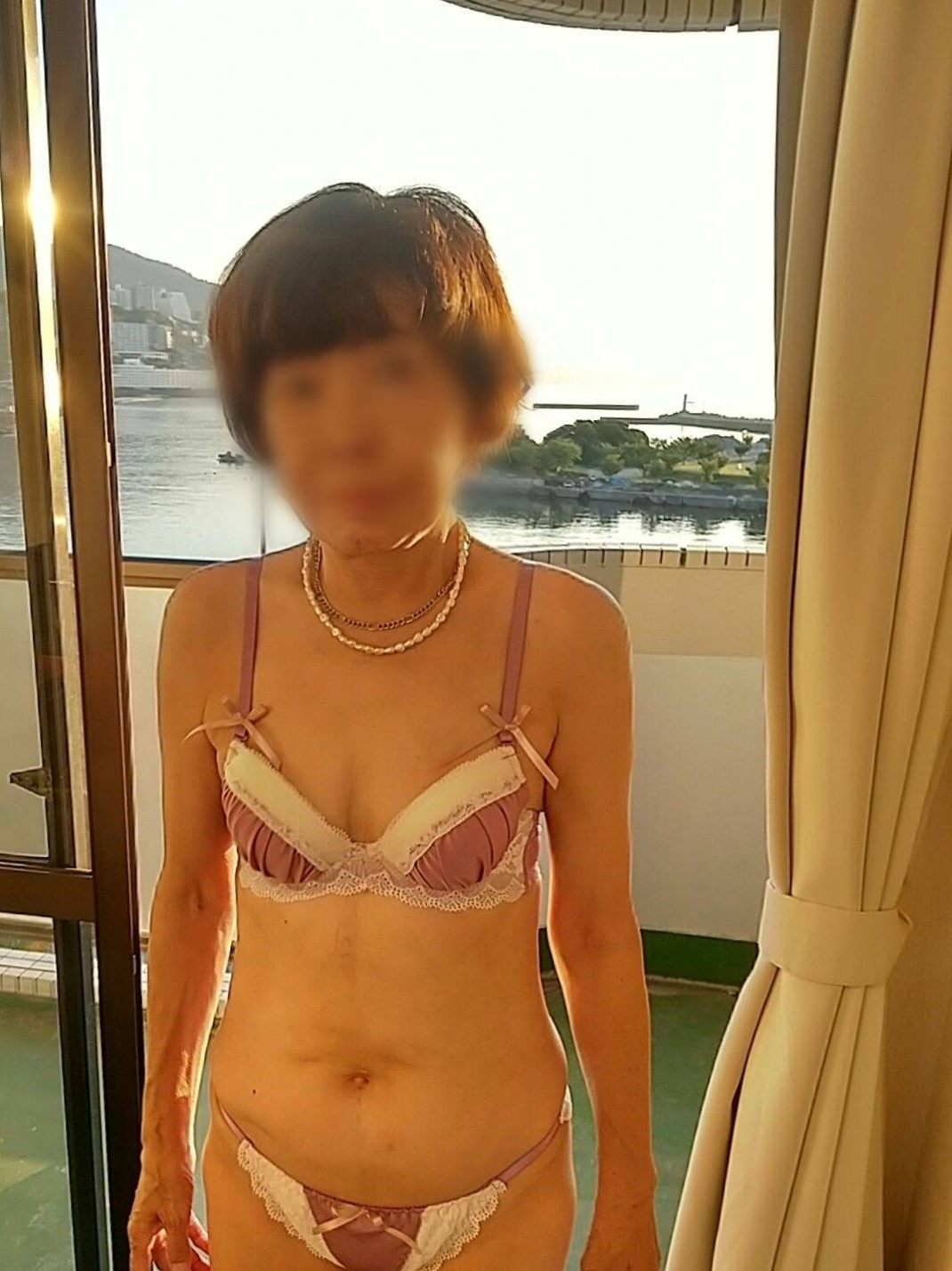 還暦過ぎ妻の画像その2