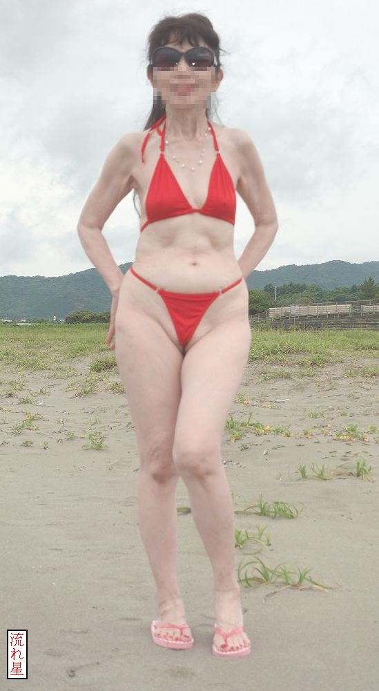 熟女の水着姿（60）の画像その3