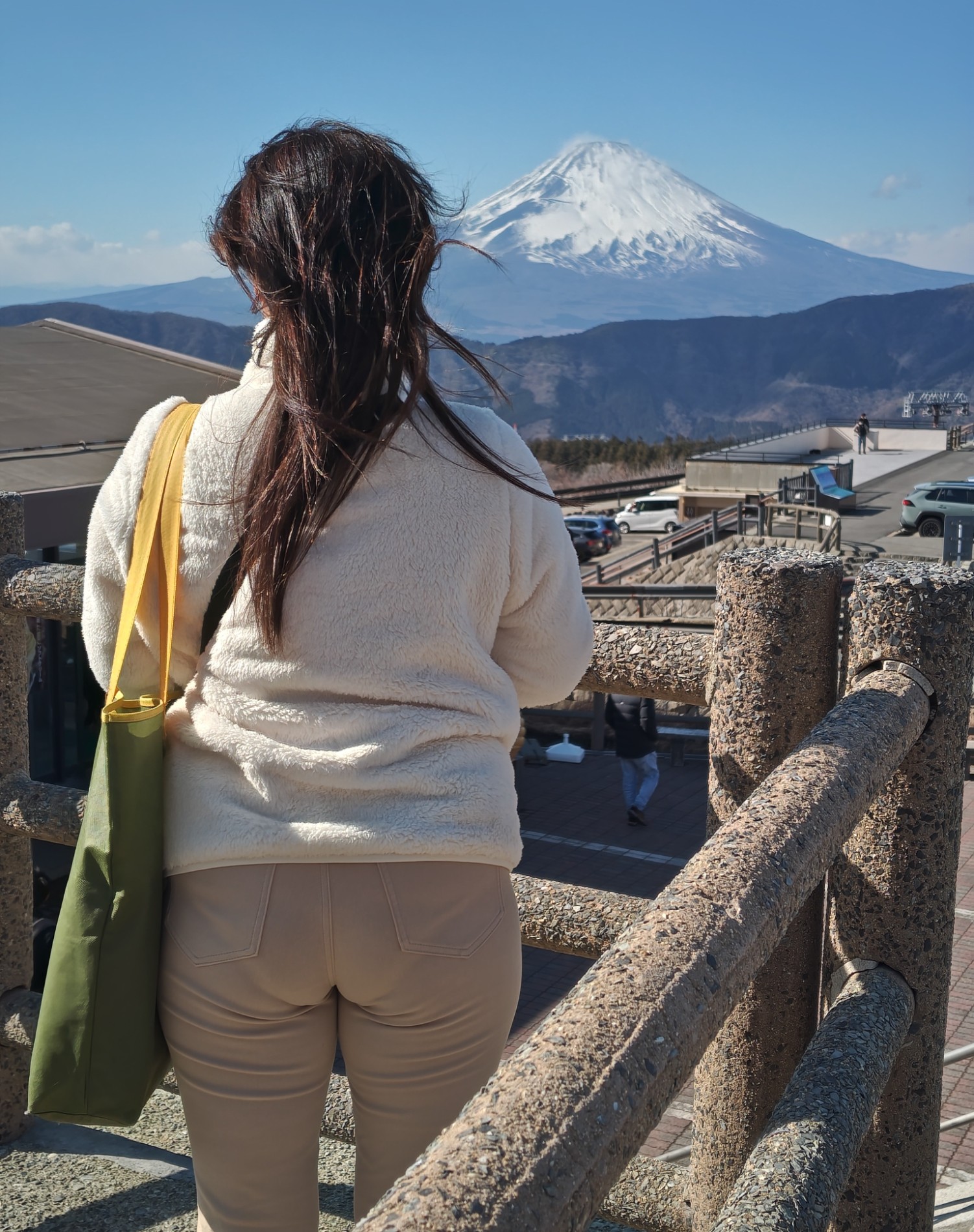 大涌谷を… 巨尻🍑がゆくの画像その2