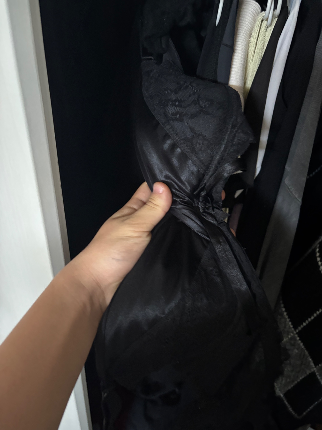 セフレの汚パンティの画像その3