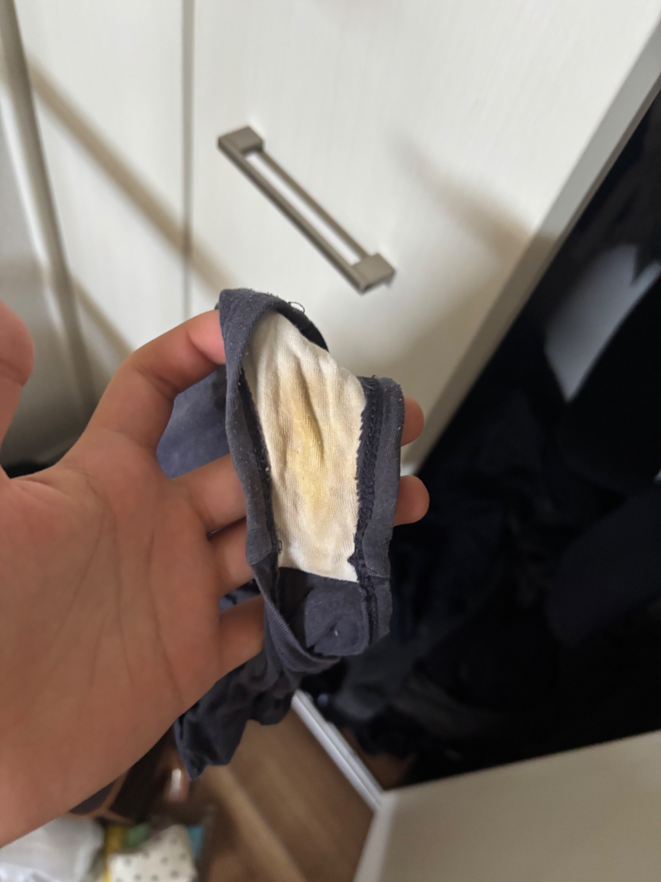 セフレの汚パンティの画像その2