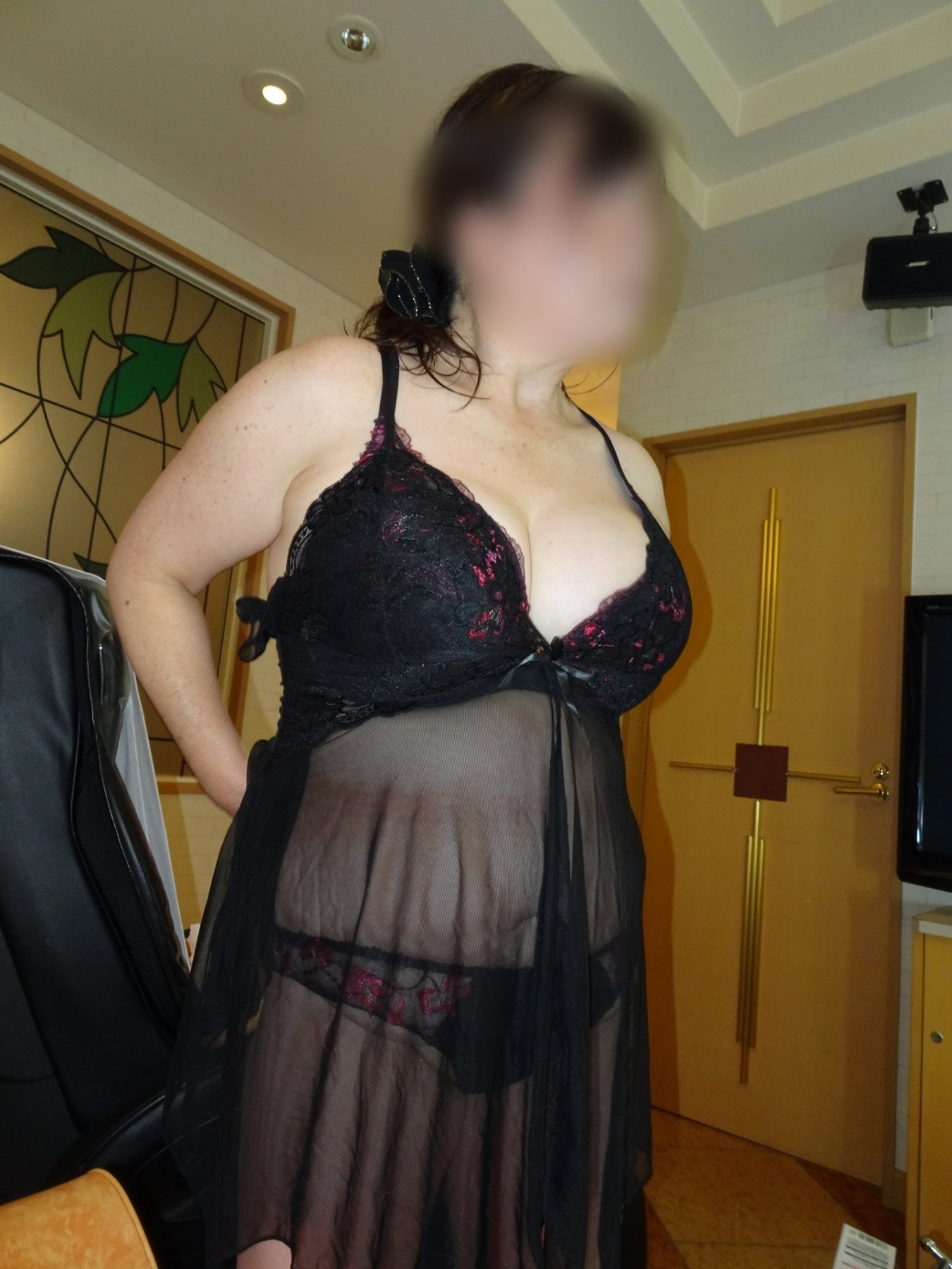 太っちょおばさんの下着姿の画像その3