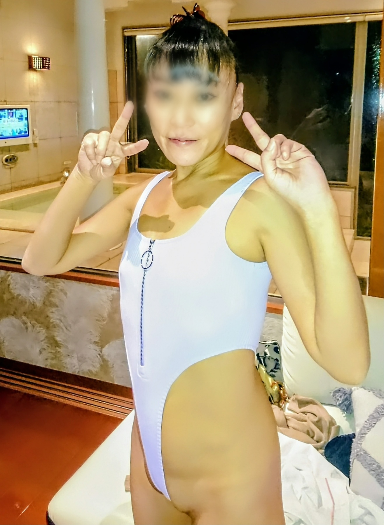 ハイレグパイパン妻の画像その5