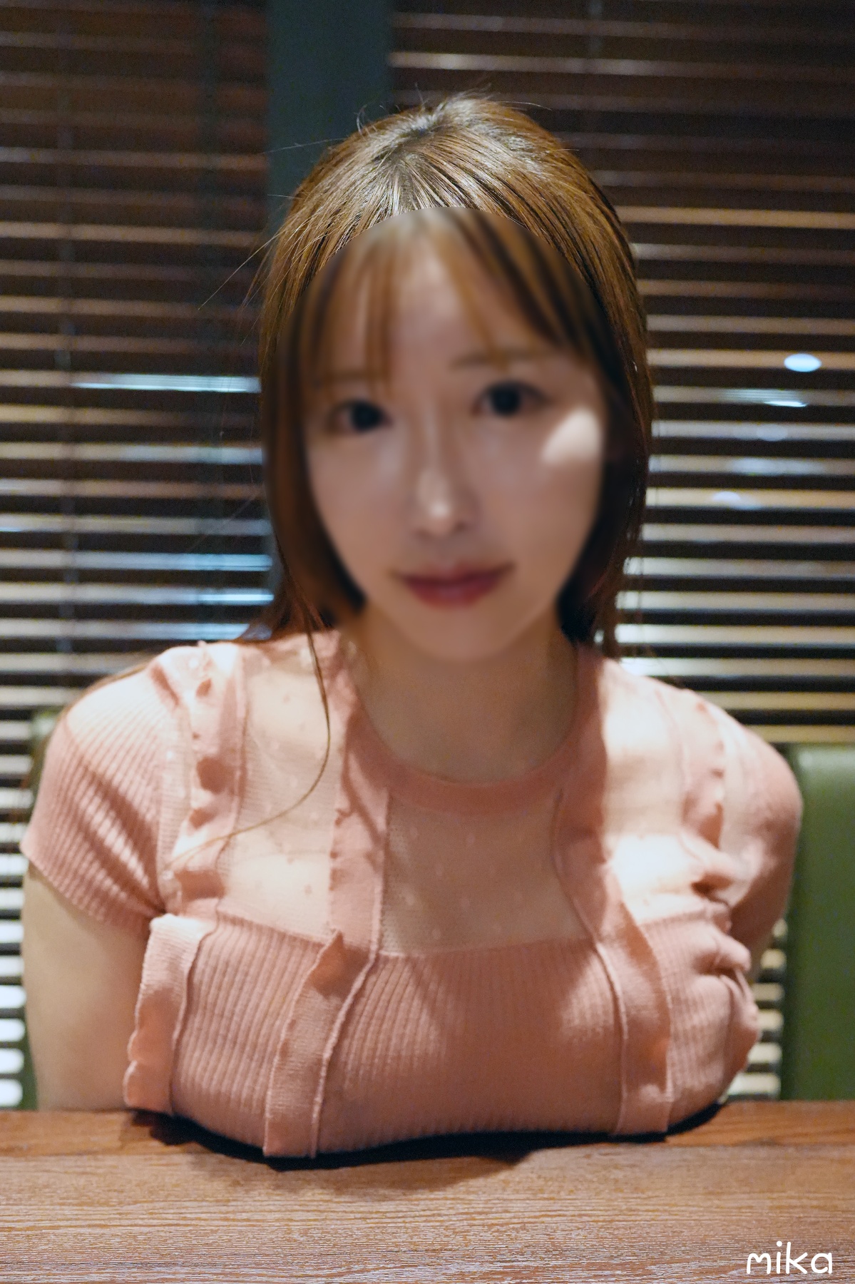 Hカップ童顔巨乳妻の画像その1