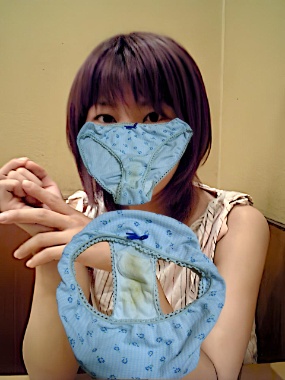 妻の少女パンティ②