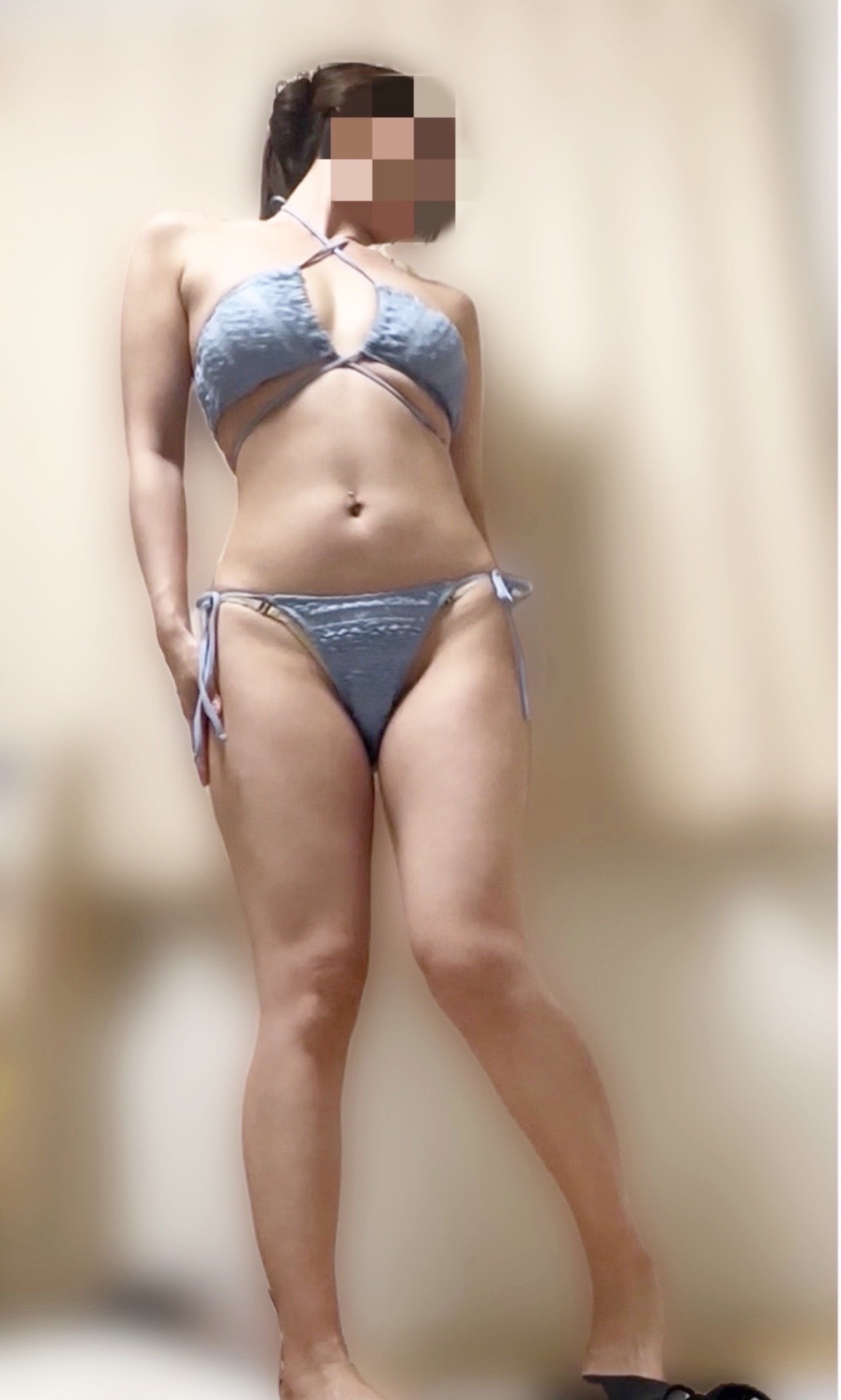 美人妻の全裸見て下さい。の画像その1