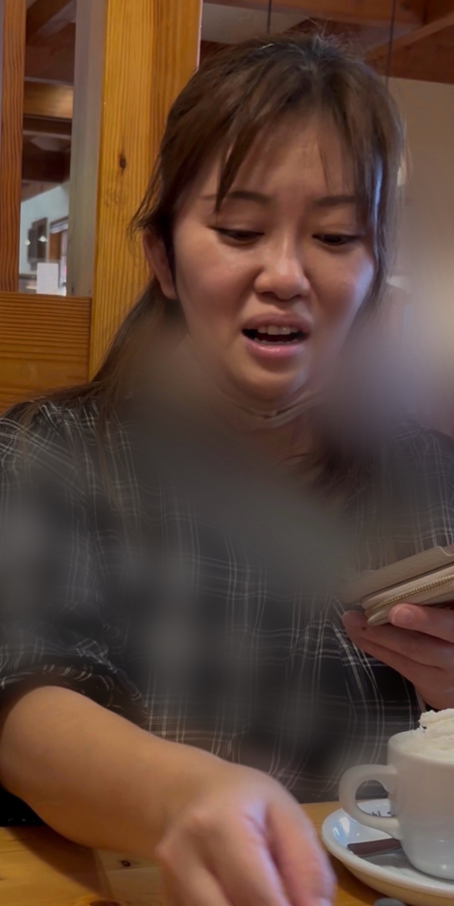 平日妻の着衣・未着衣比較①の画像その1