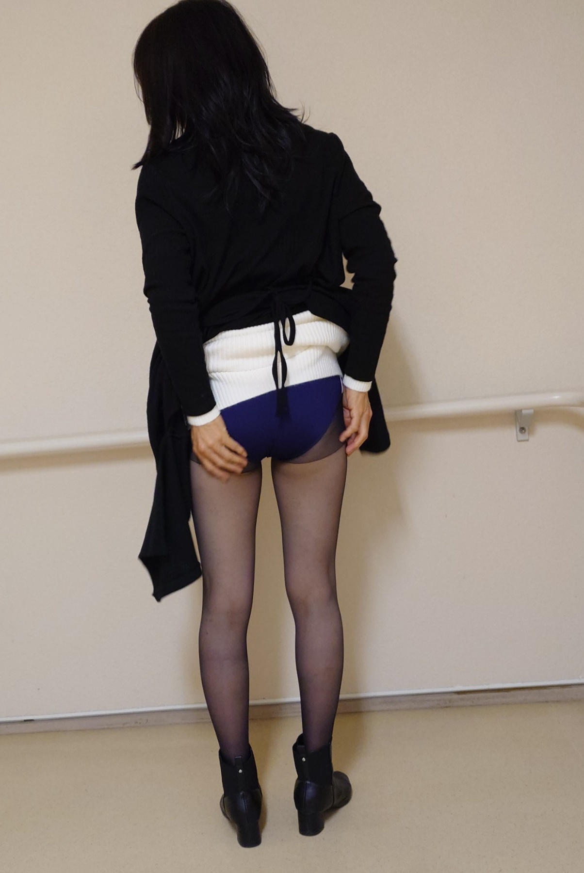 どうしてパンスト姿はの画像その1