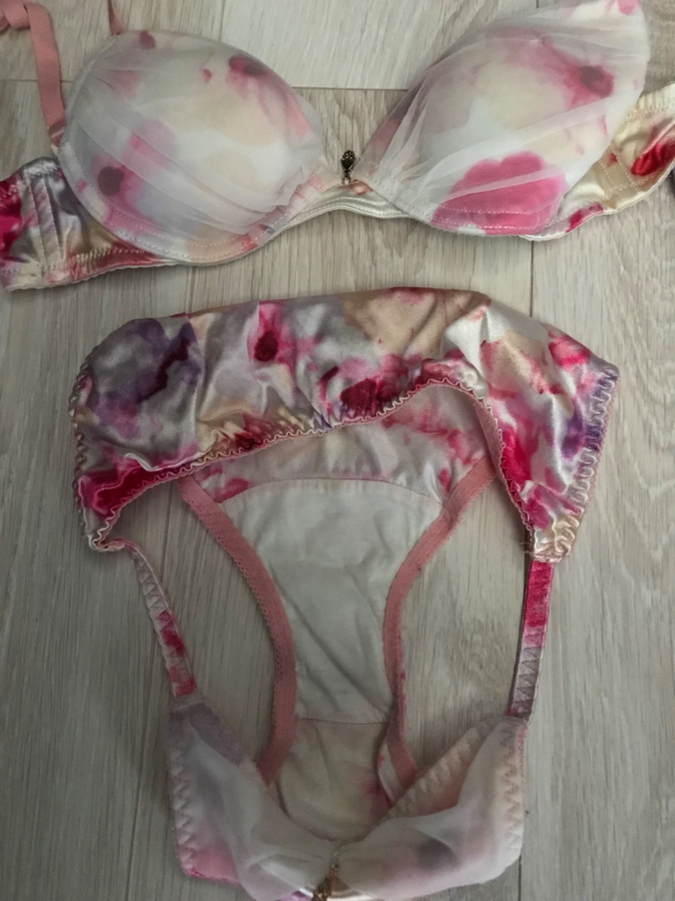 妻の下着で妄想し興奮します。の画像その2