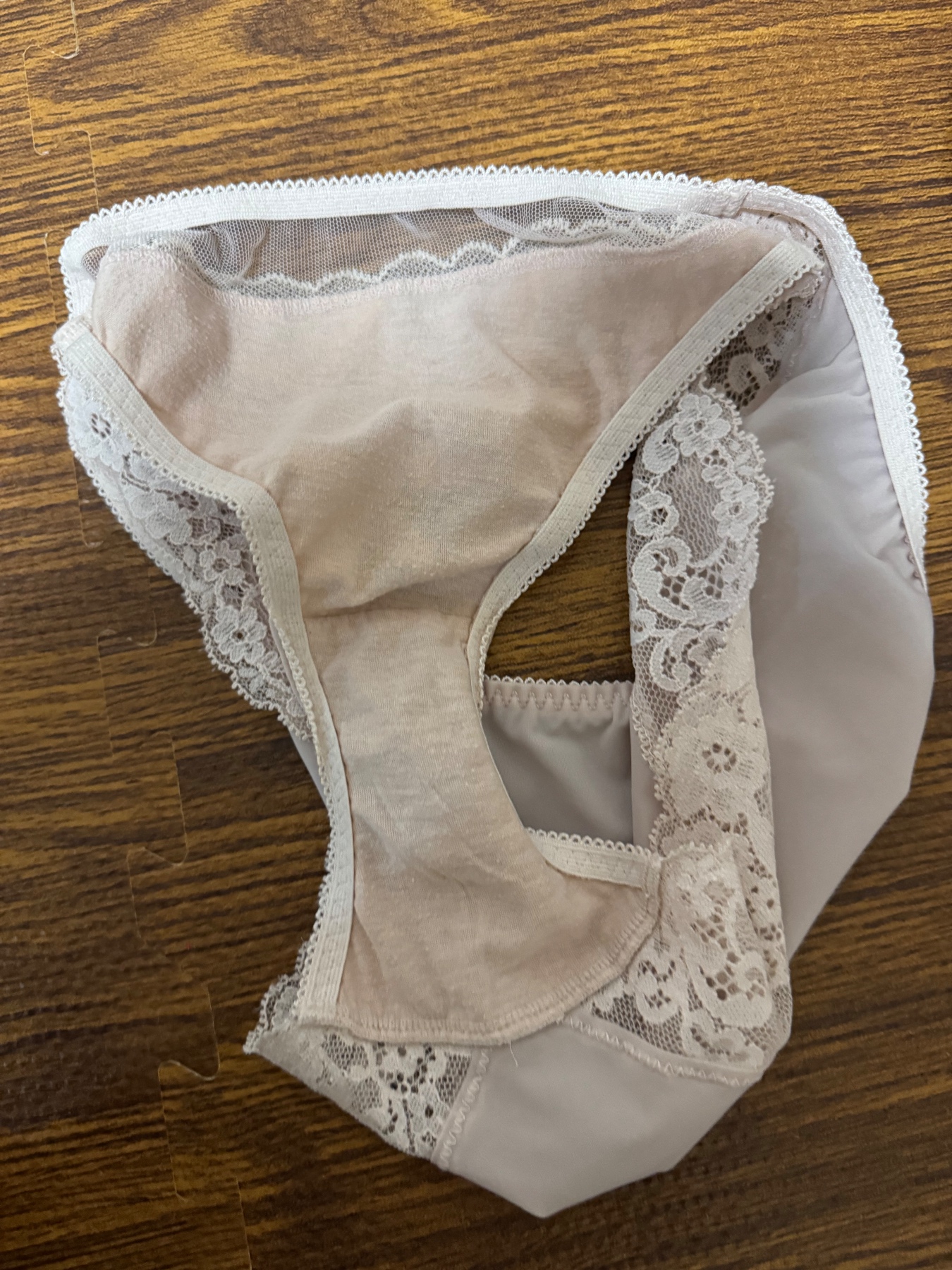 養護教諭の妻の画像その2