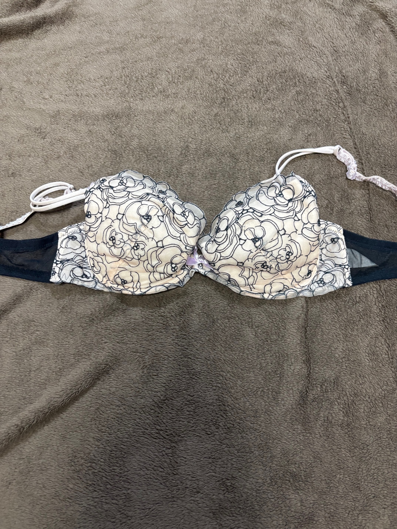 友人の嫁の下着の画像その4