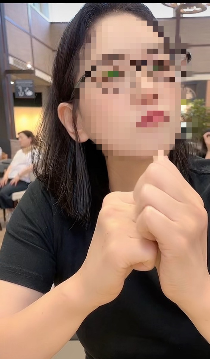 普段着妻と夜の妻の画像その1