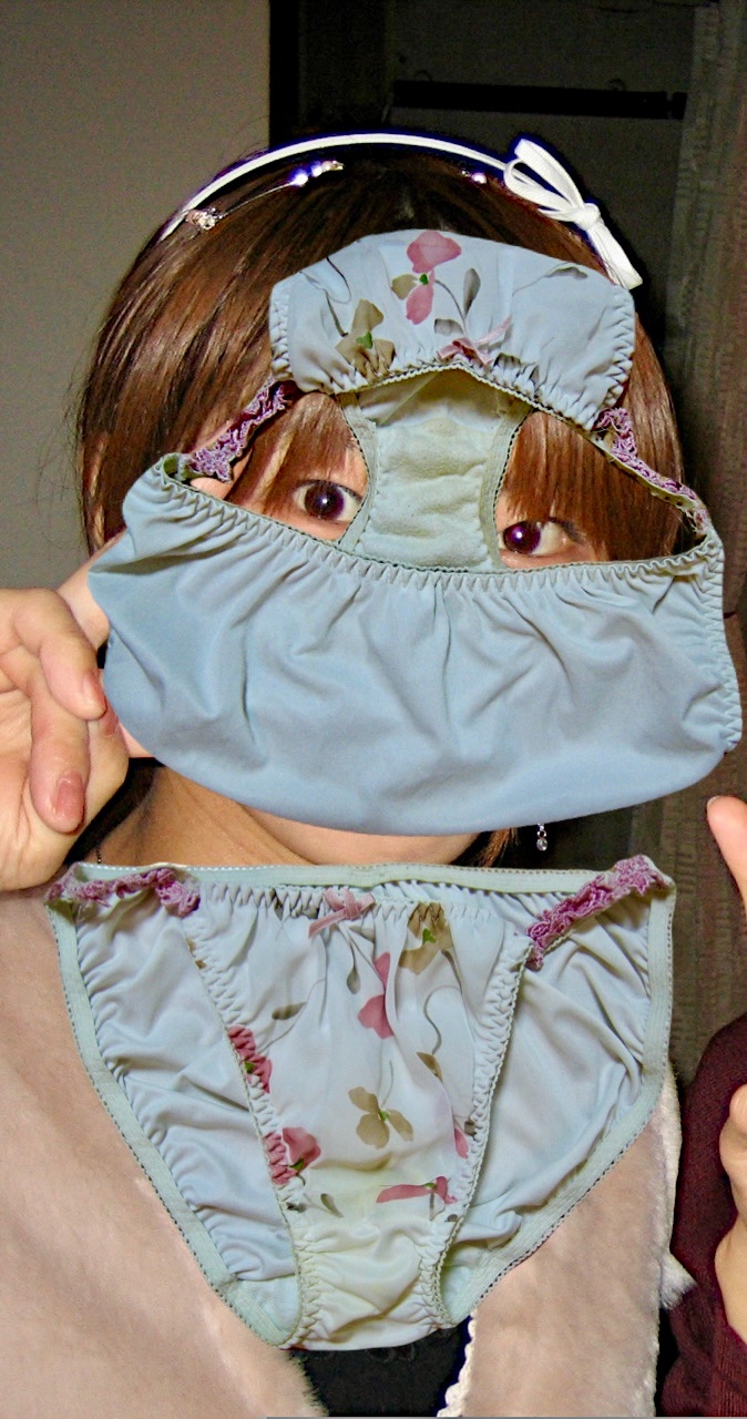 妻のパンティと雰囲気の画像その1