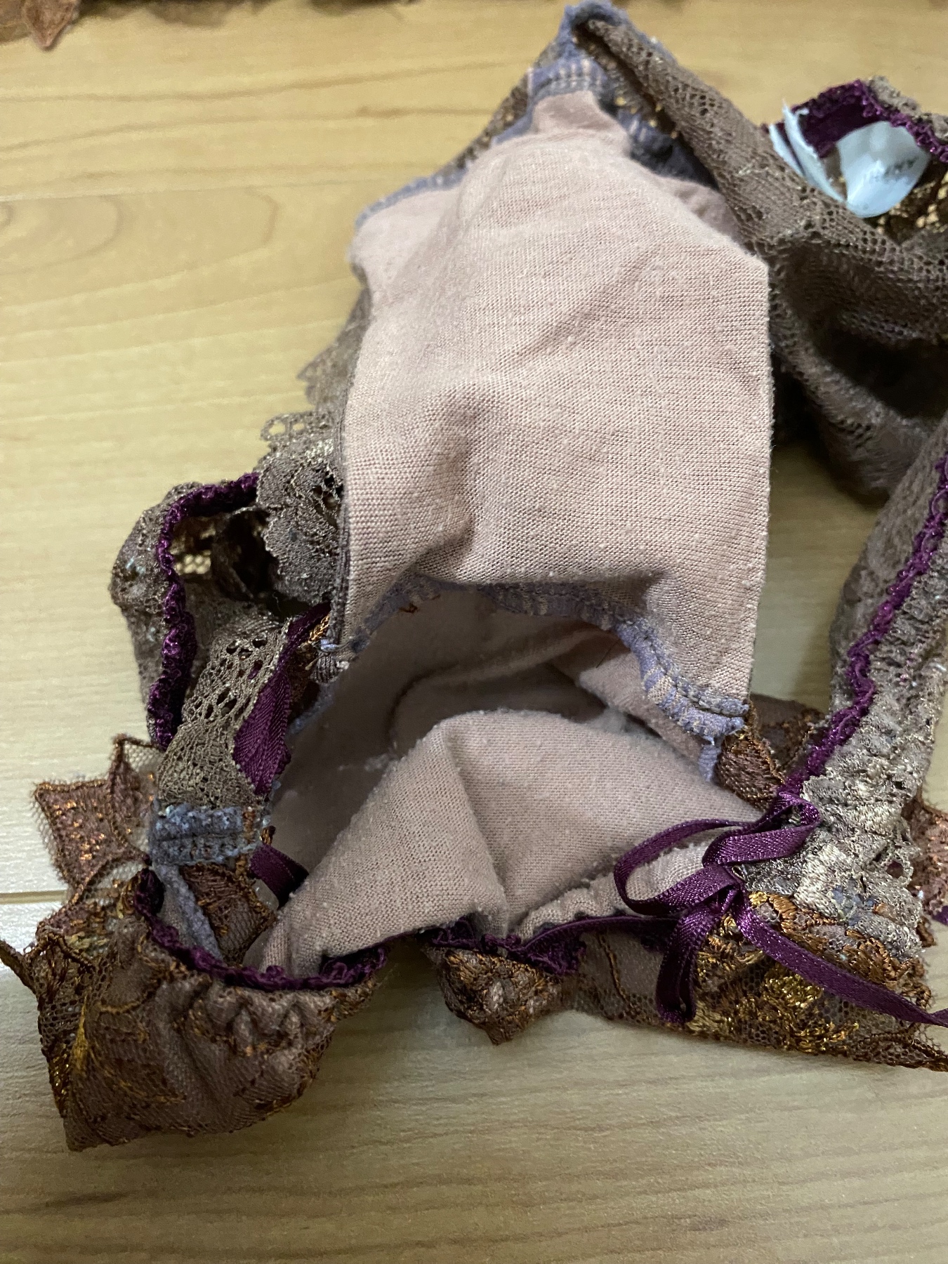 看護師妻の下着の画像その3