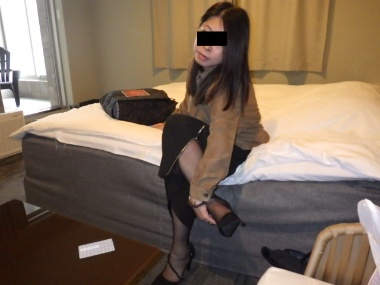 朝からお誘い他人妻