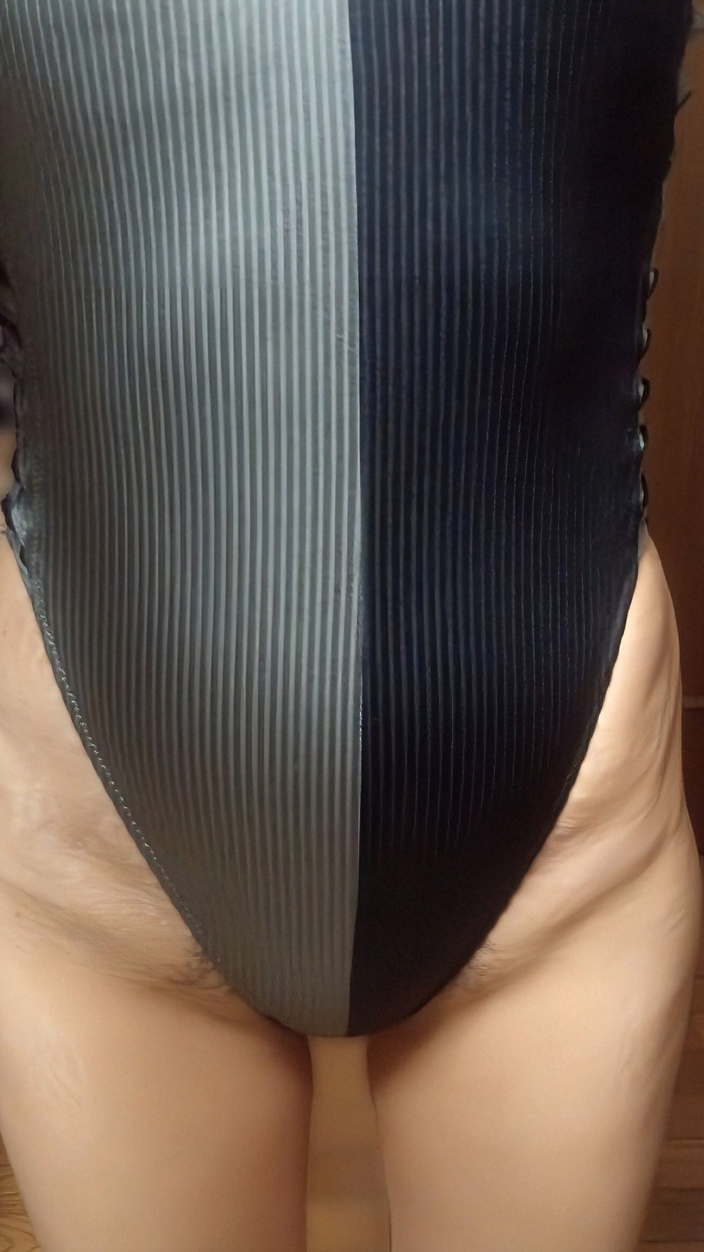 人妻53歳 水着＆陰毛の画像その3