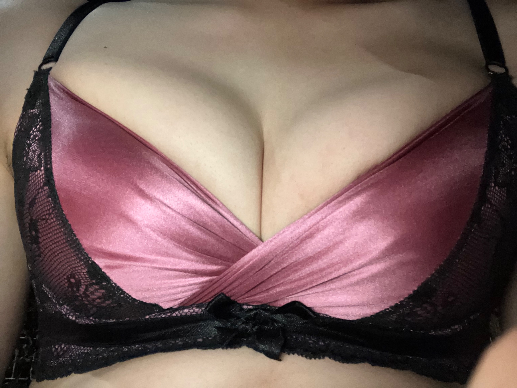 お外でブラジャーの画像その1