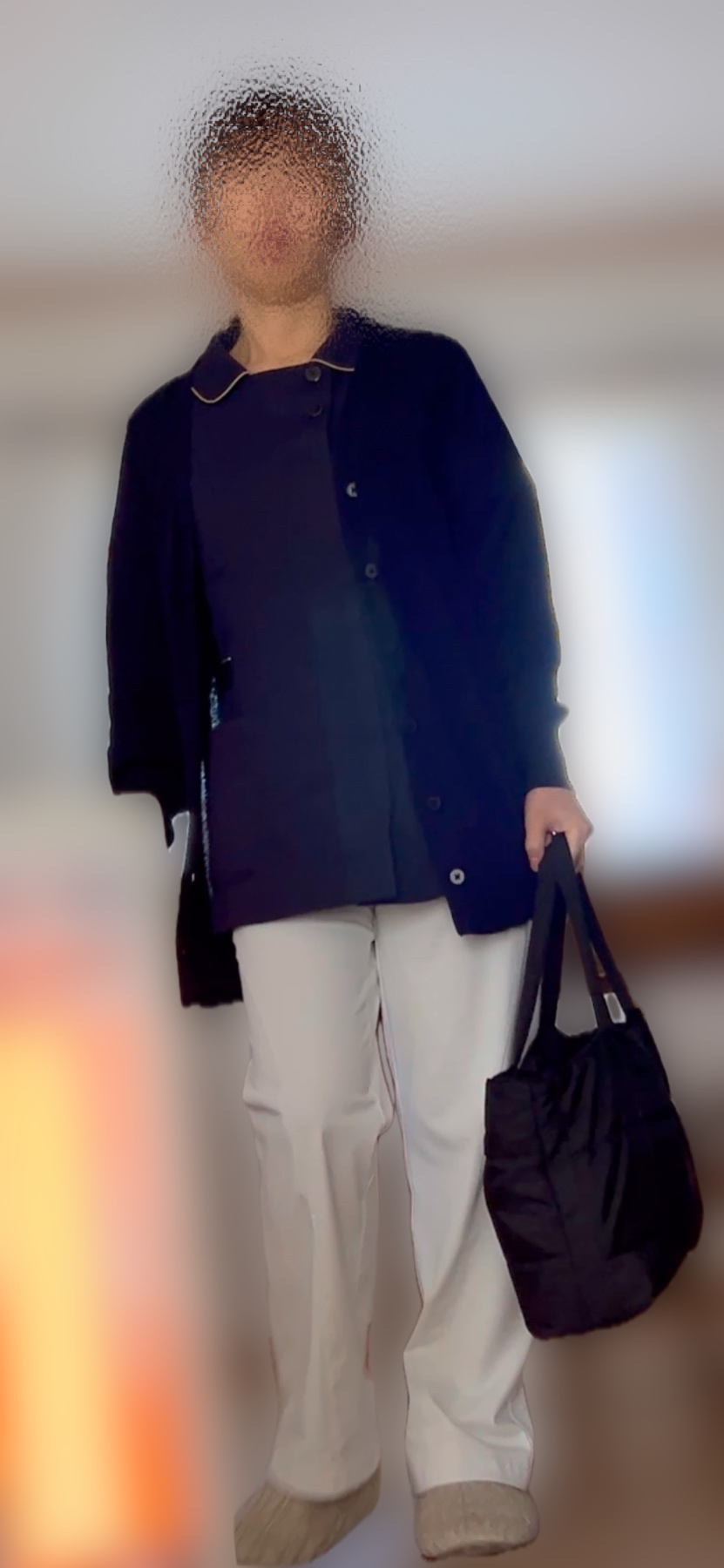 制服姿のレス妻の画像その1