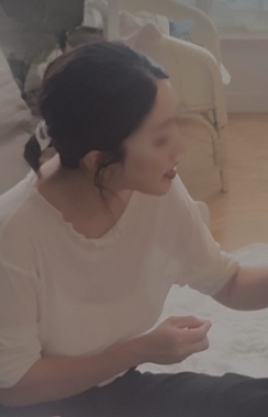 休日の看護師妻(昼)