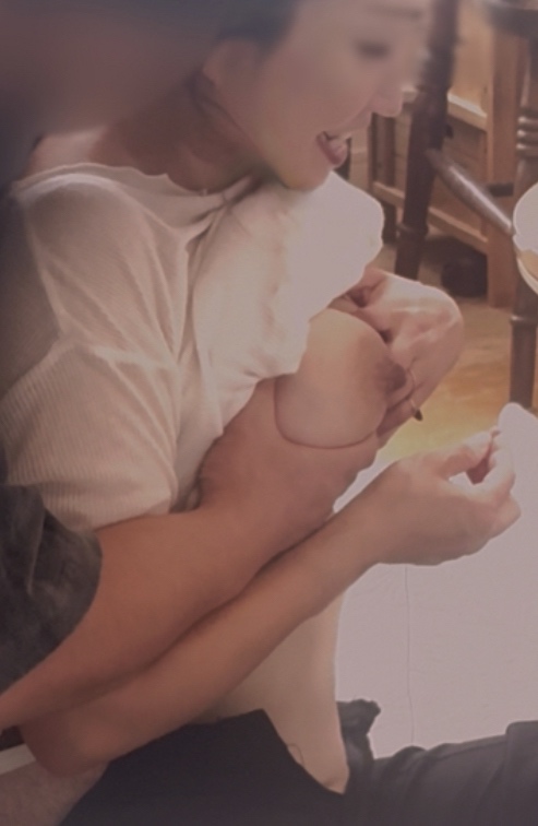 休日の看護師妻(昼)の画像その3