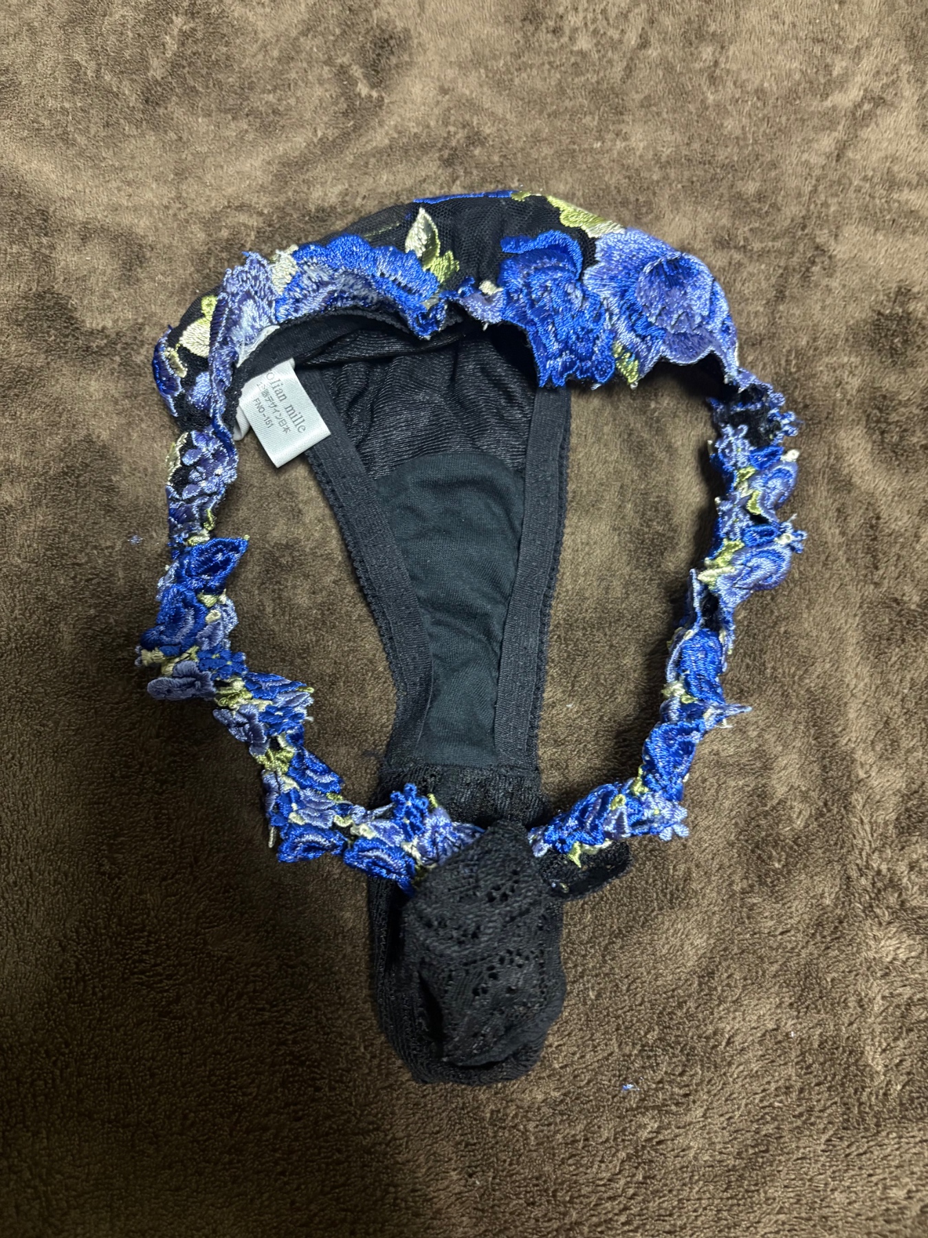 友人の嫁のエロ下着の画像その2