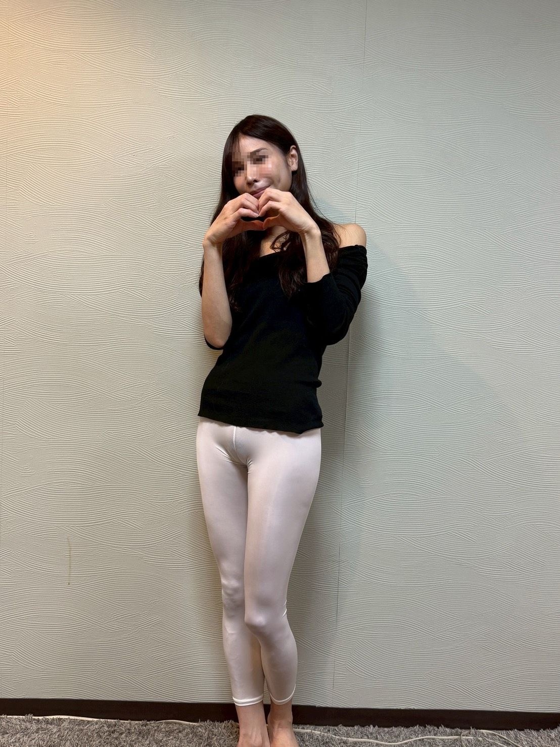 超薄レギンスのスジマンと縄縛りの画像その2