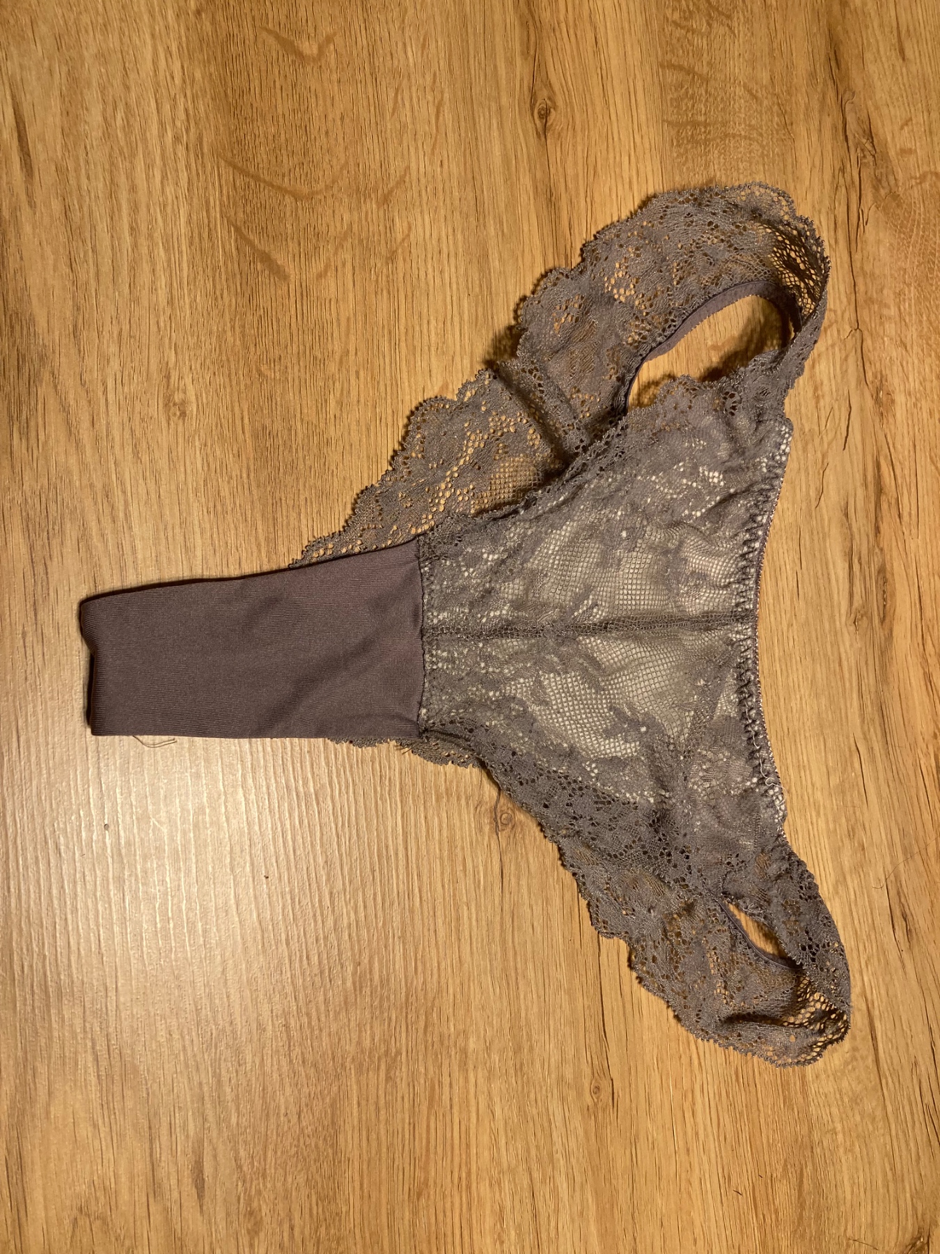 不倫妻のTバックの画像その2