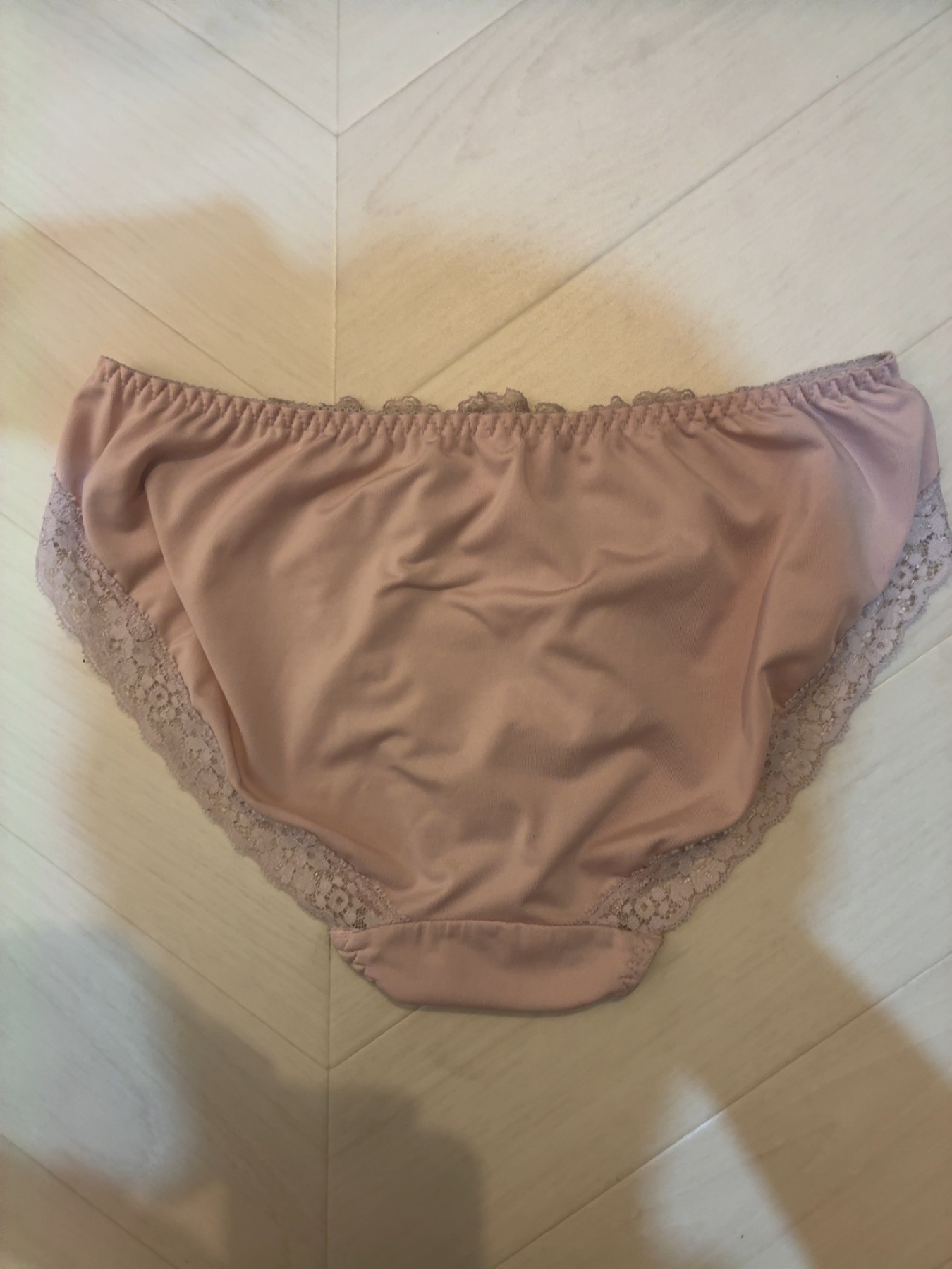 34歳教員妻の汚パンティー③の画像その3