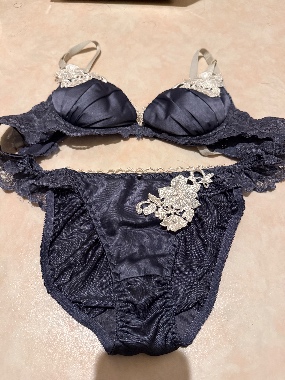 恥ずかしいシミを