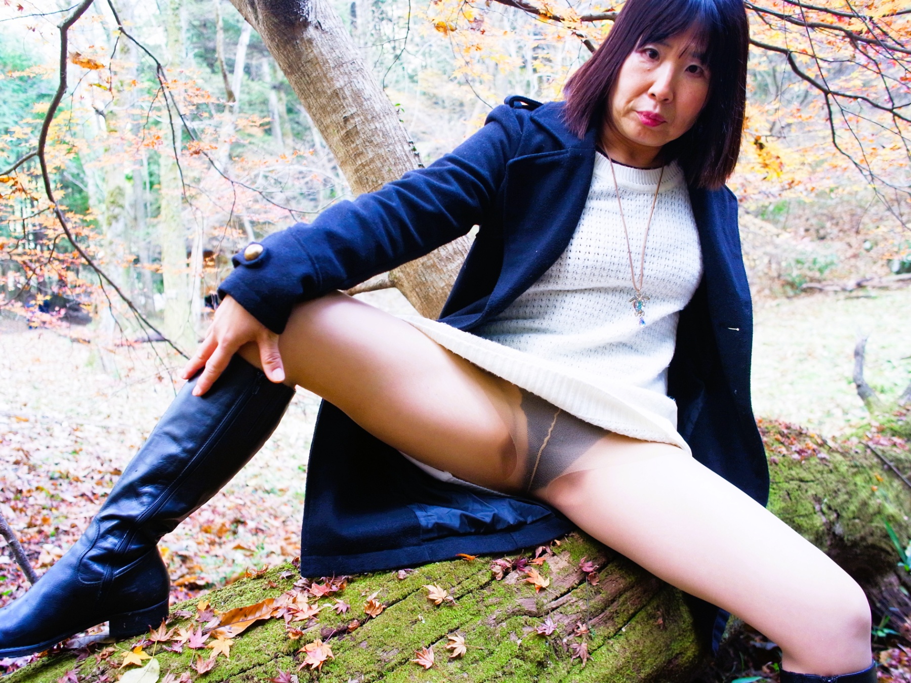 保母のパンチラの画像その3