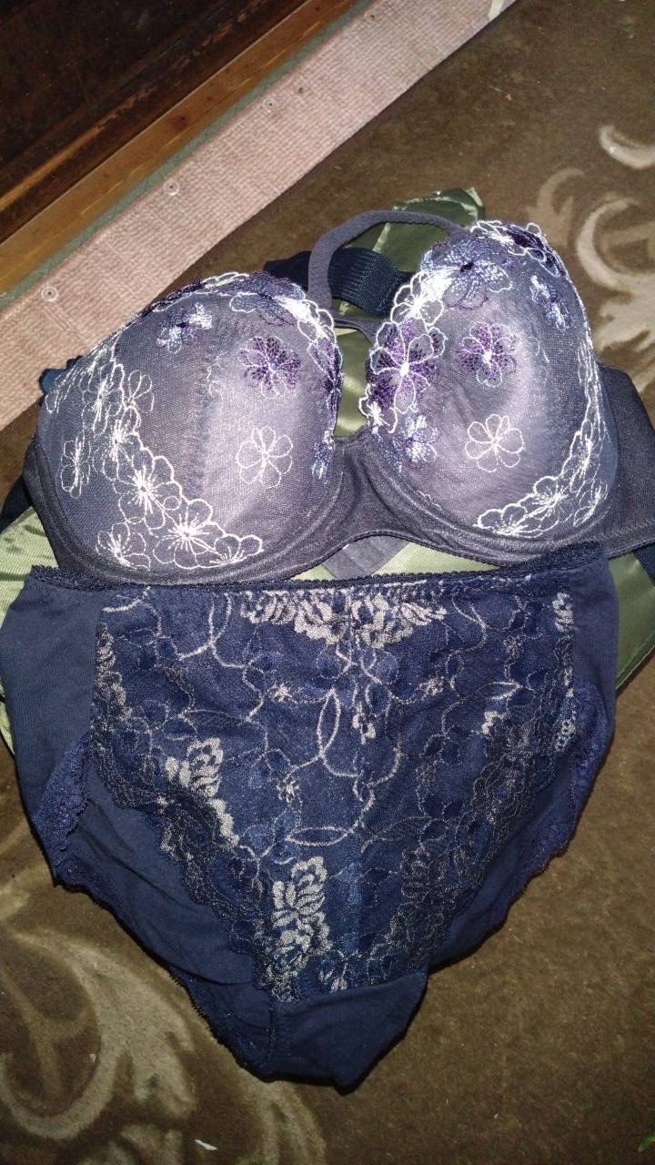 ぽちゃおばさん下着の画像その1