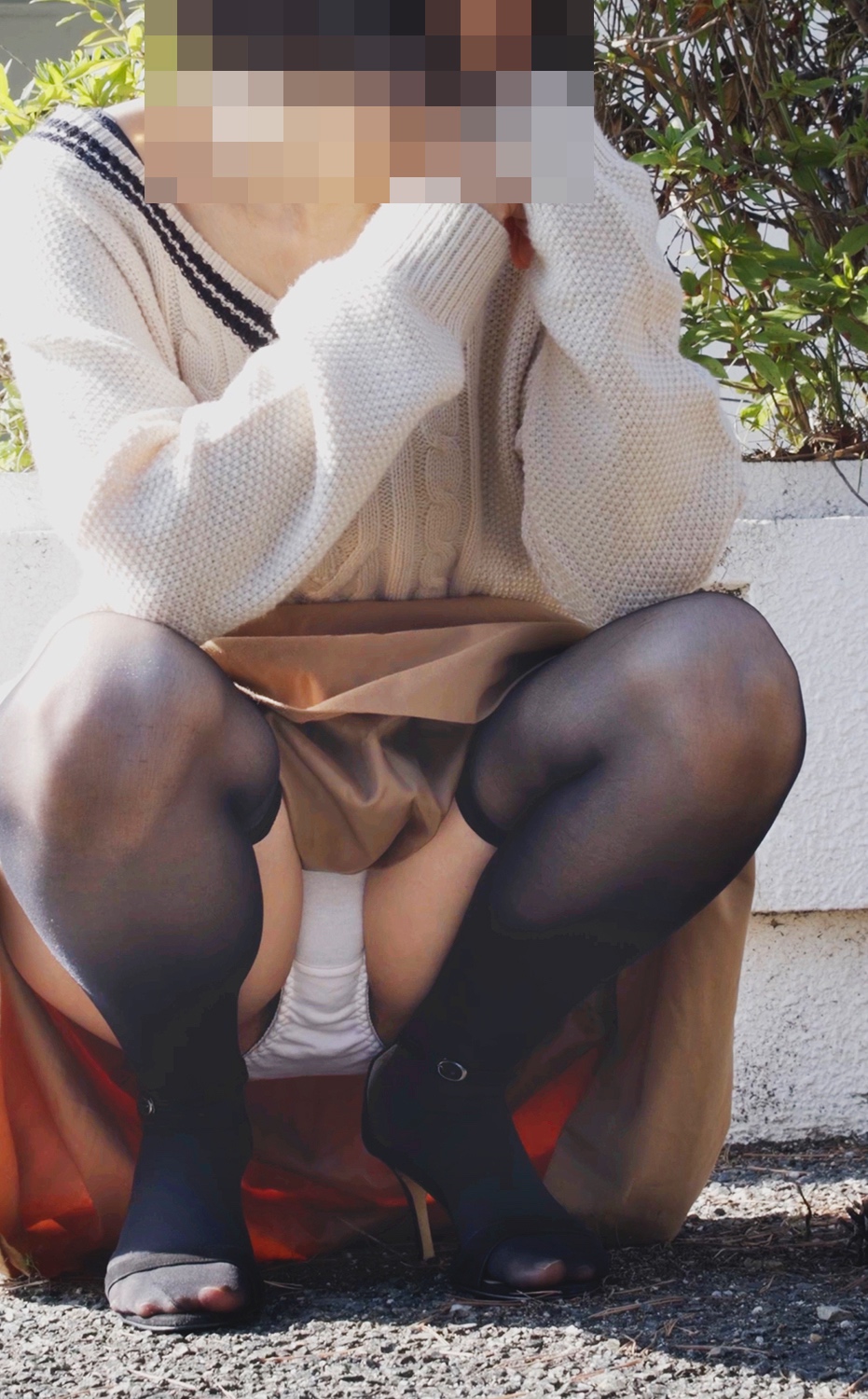 公園でパンチラの画像その2