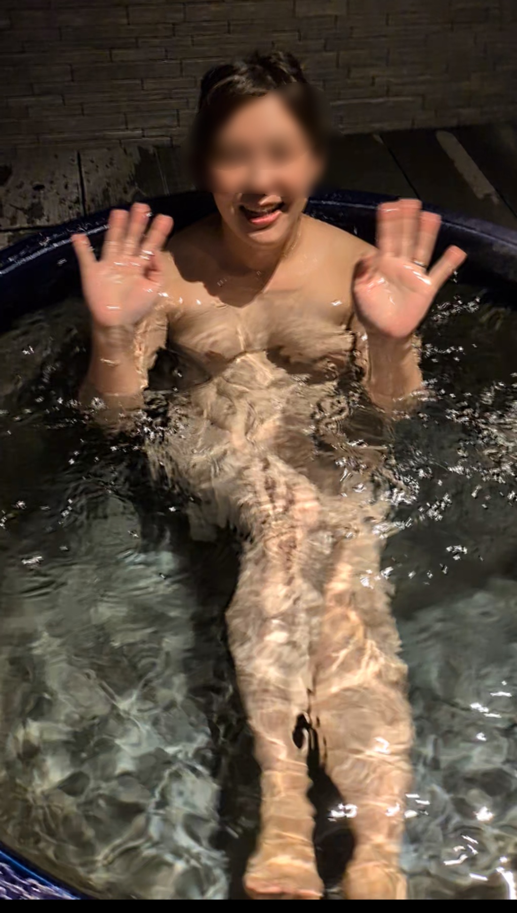 人妻琴美と旅行の画像その1