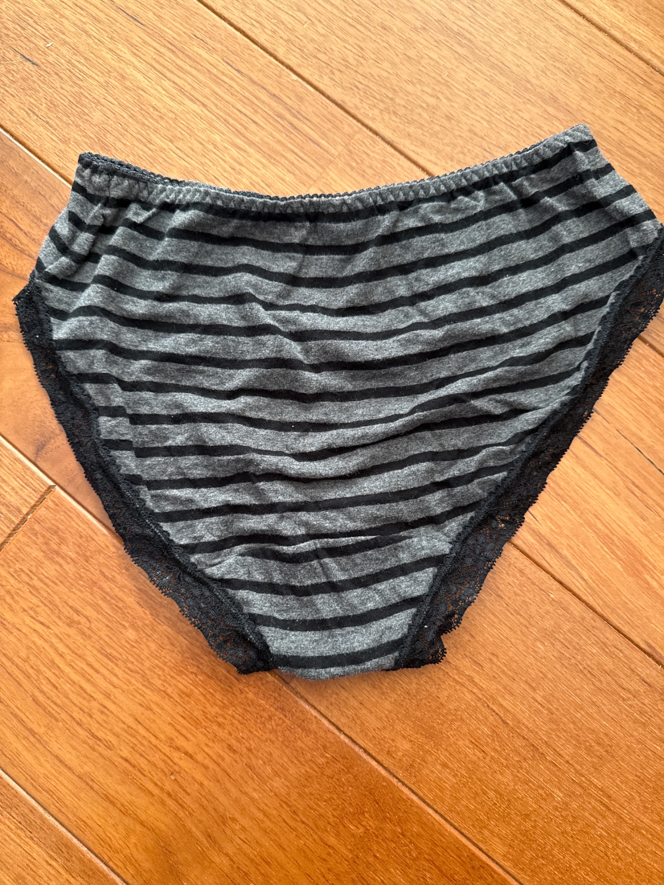 ストライプパンティーの画像その2