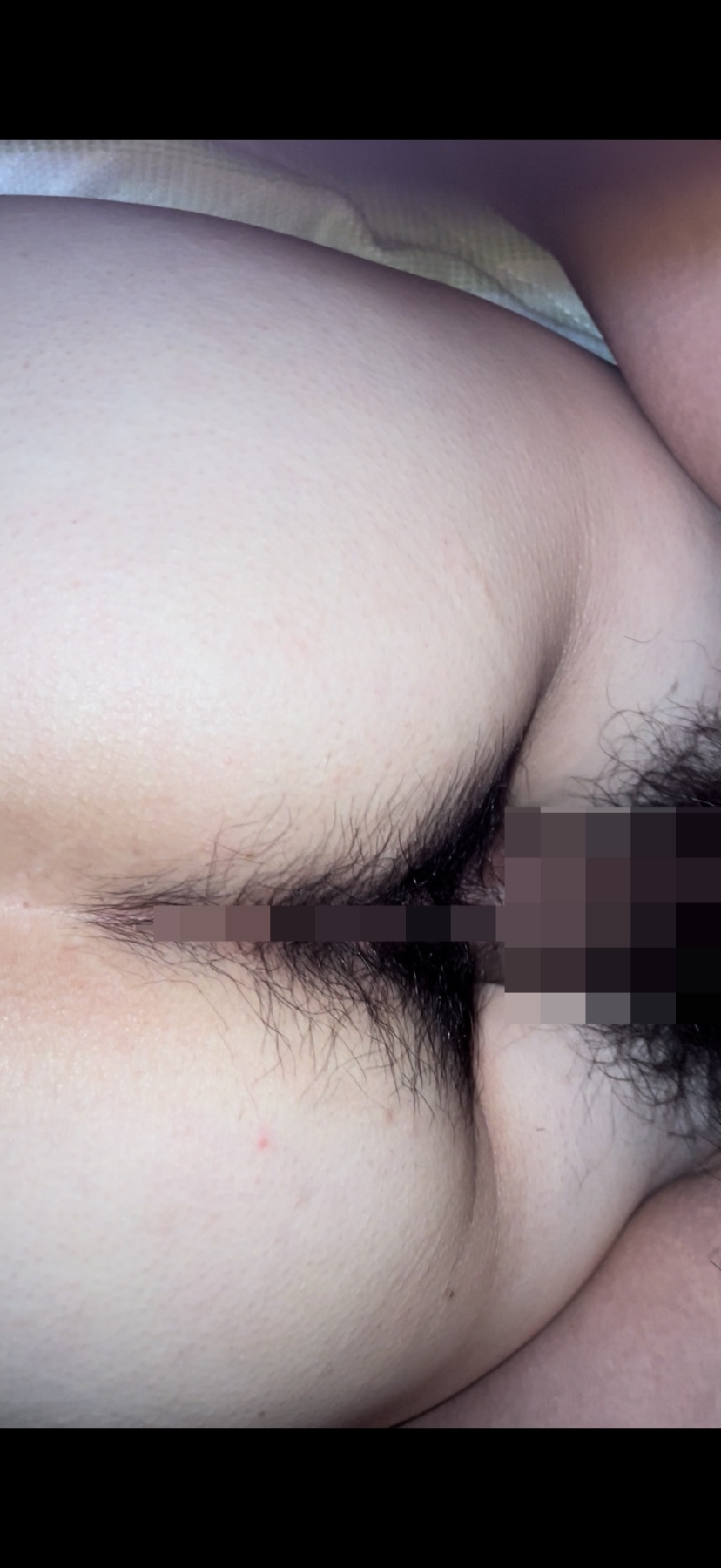 妻の剛毛お尻の画像その1