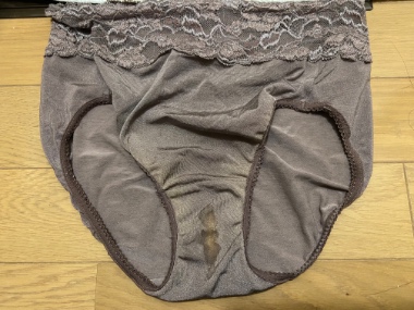 今日もシミシミ。