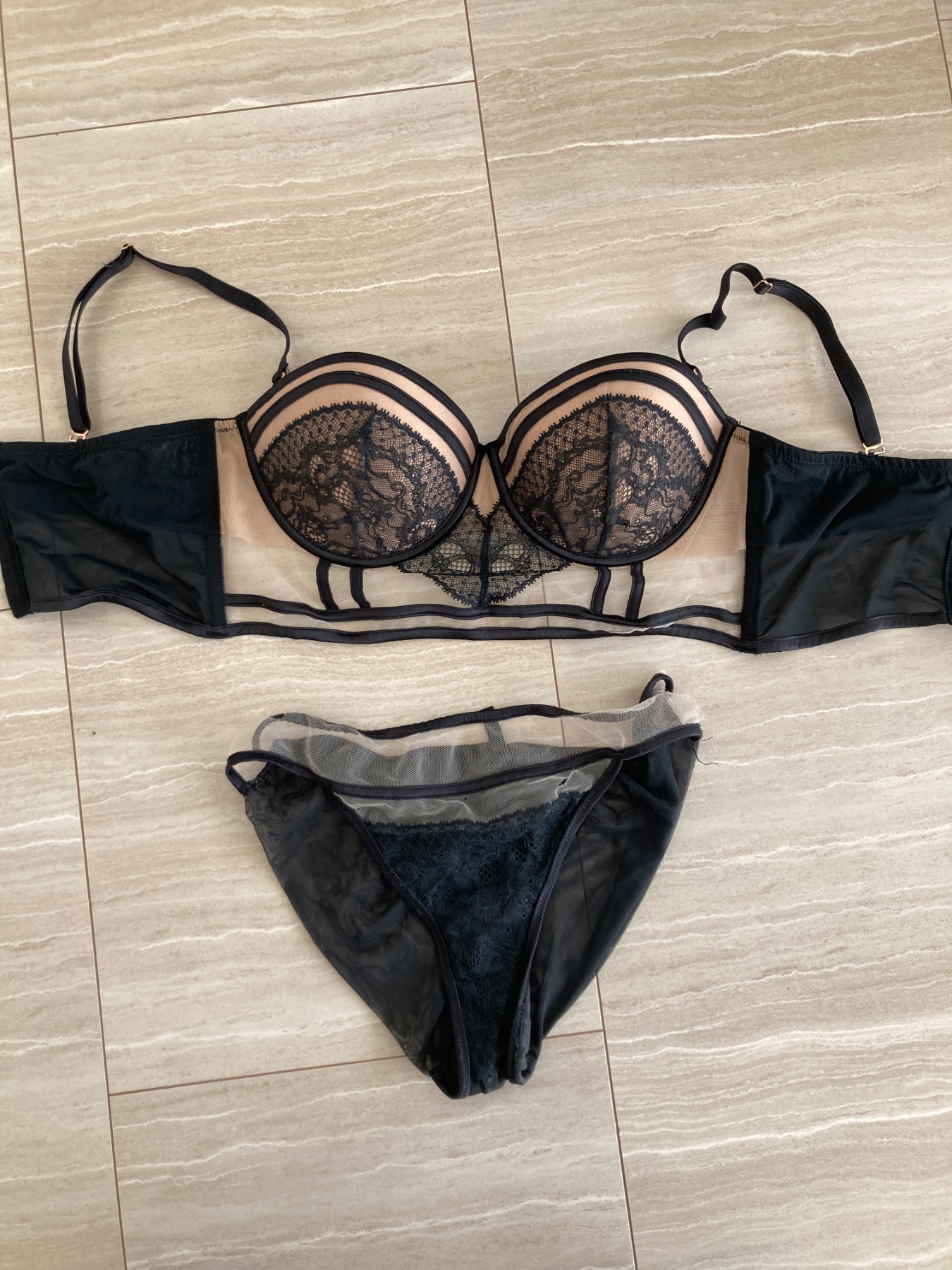 妻のパンティの画像その1