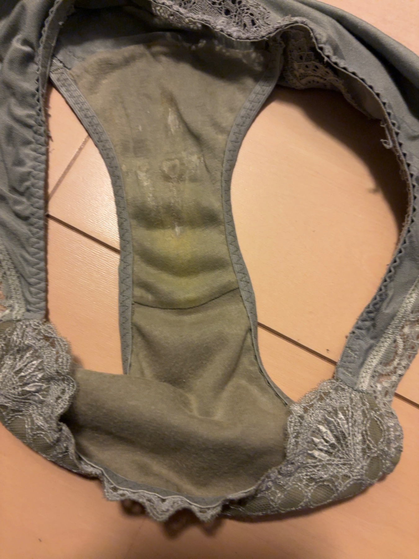 洗濯前の妻のものの画像その4