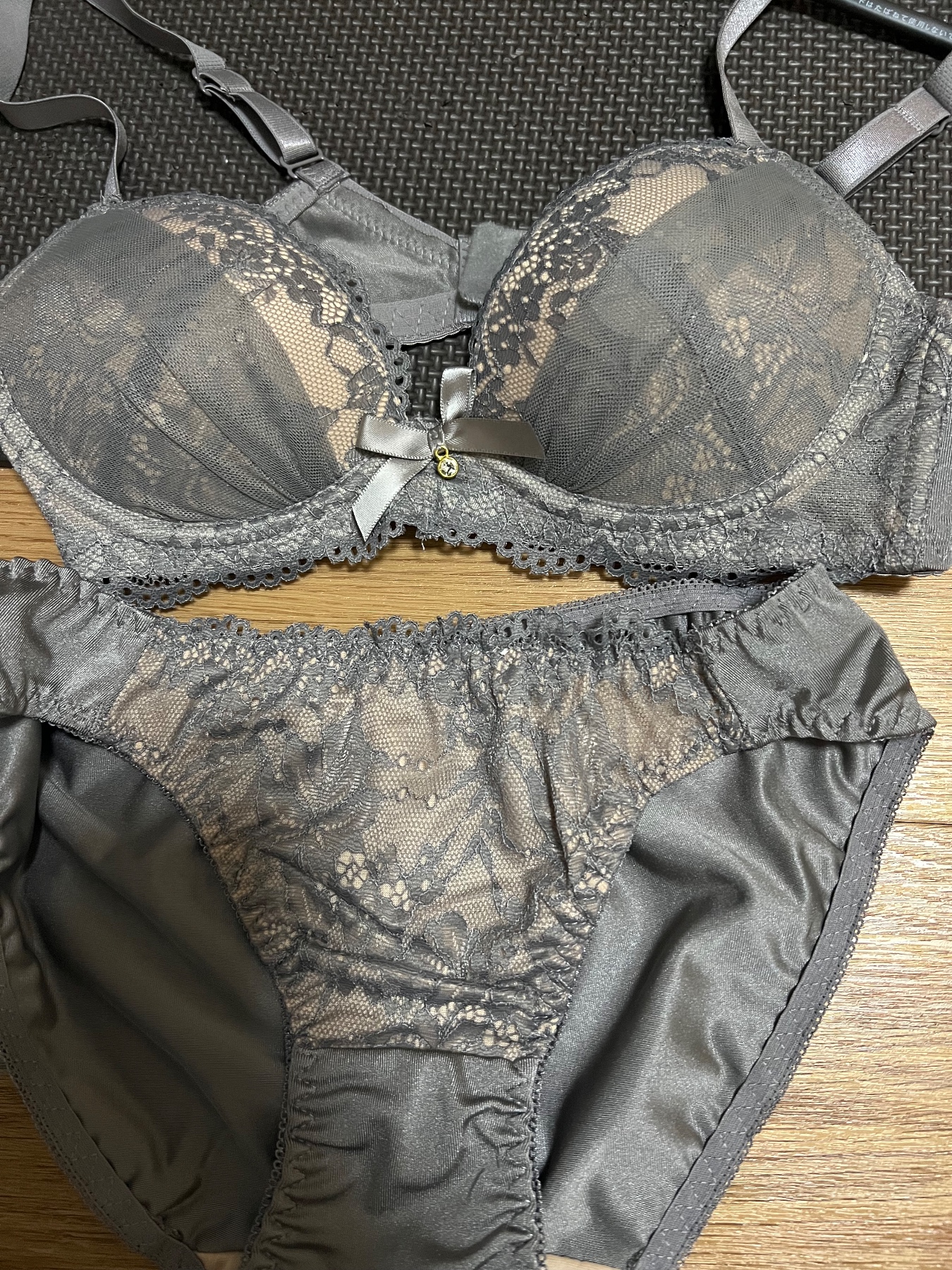 21歳彼女のおっぱいの画像その1