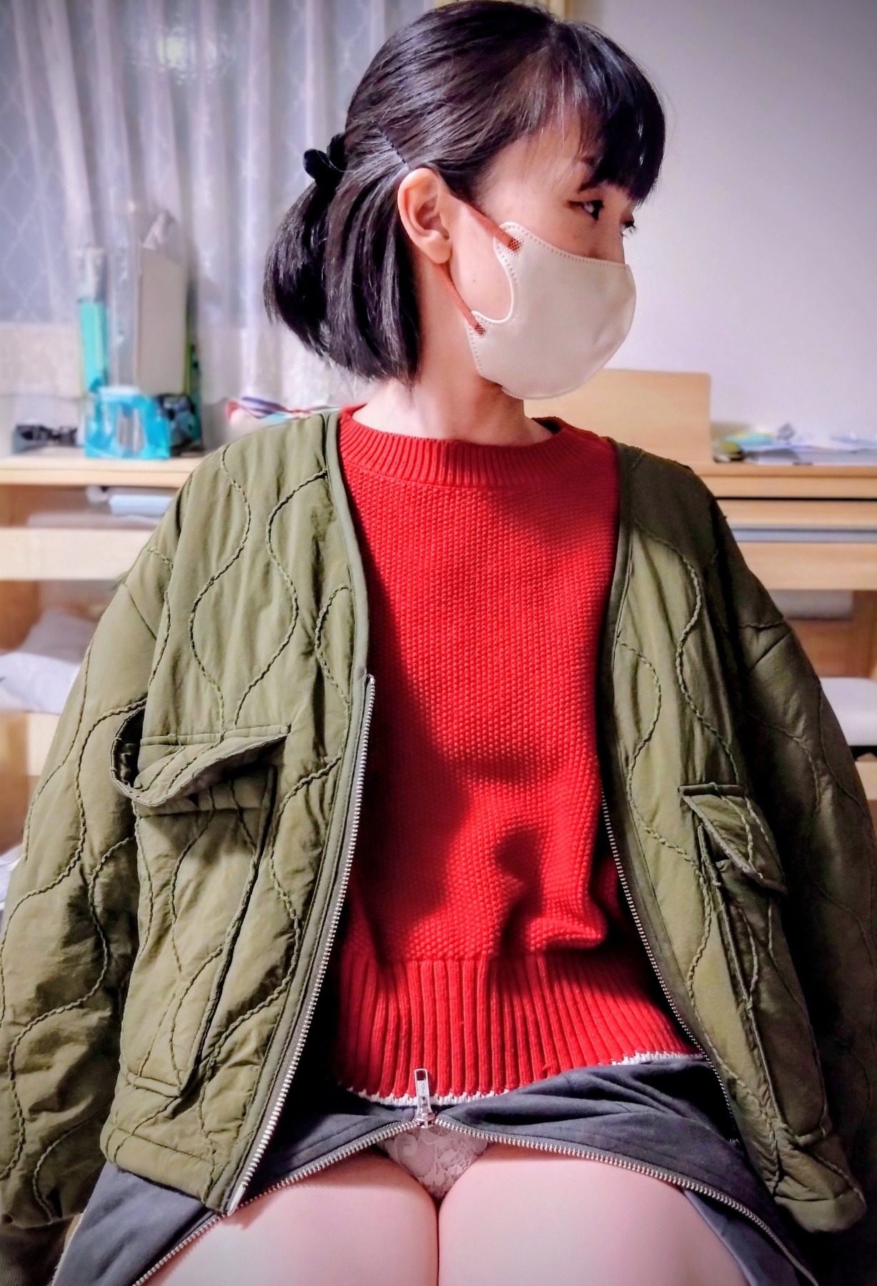 ソフトなパンチラの画像その1