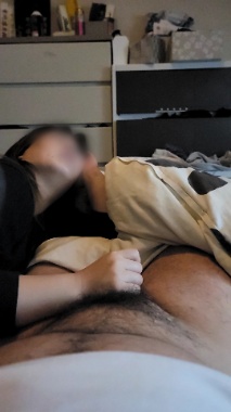 握りながら寝てしまった嫁