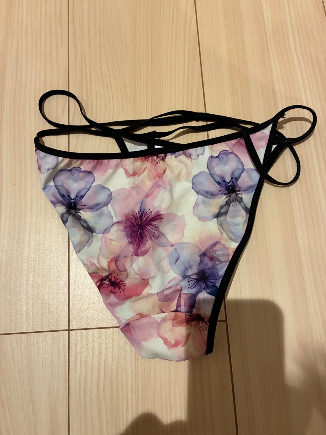 元ギャル妻使用済み下着の画像その3