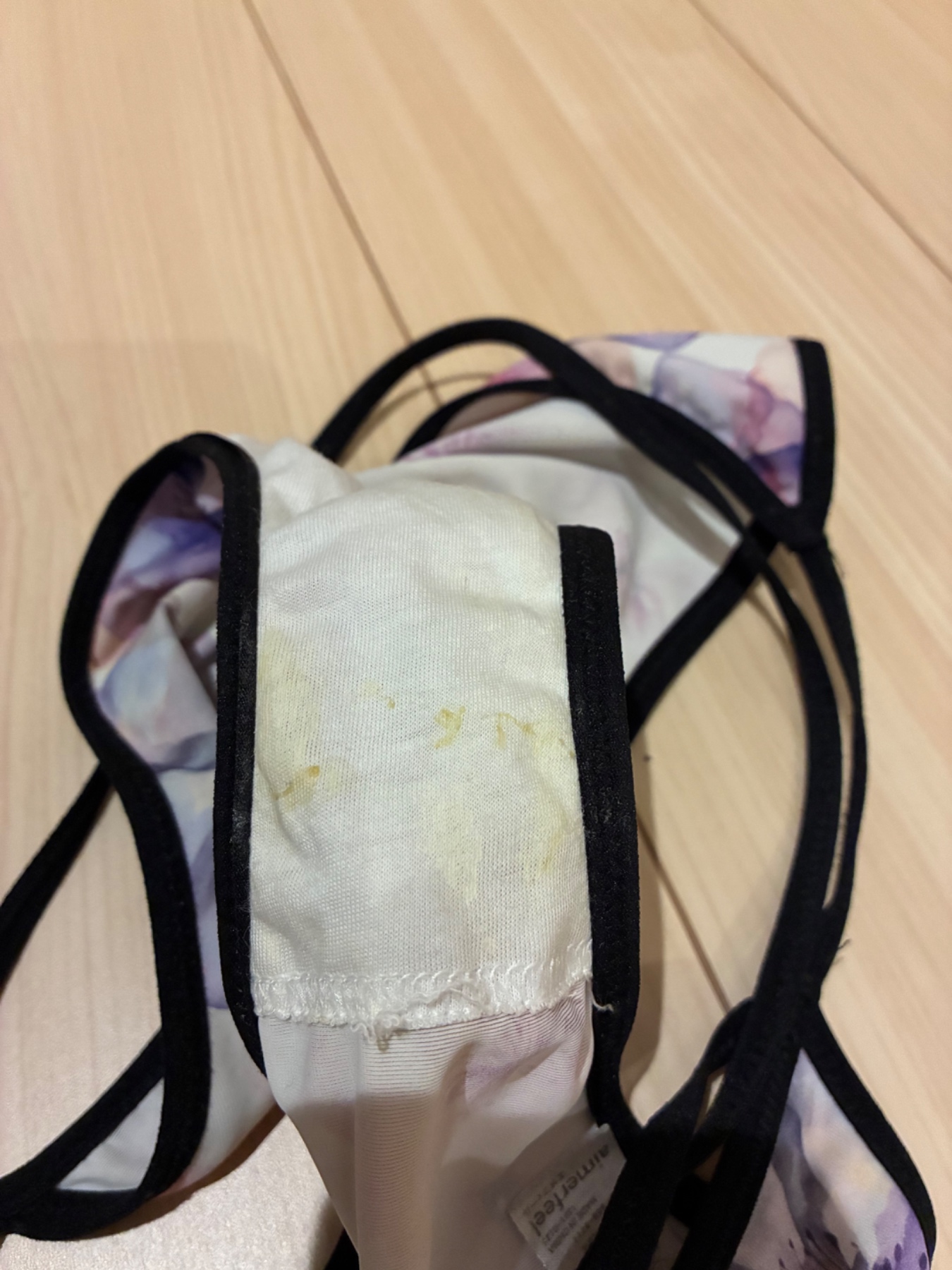 元ギャル妻使用済み下着の画像その4