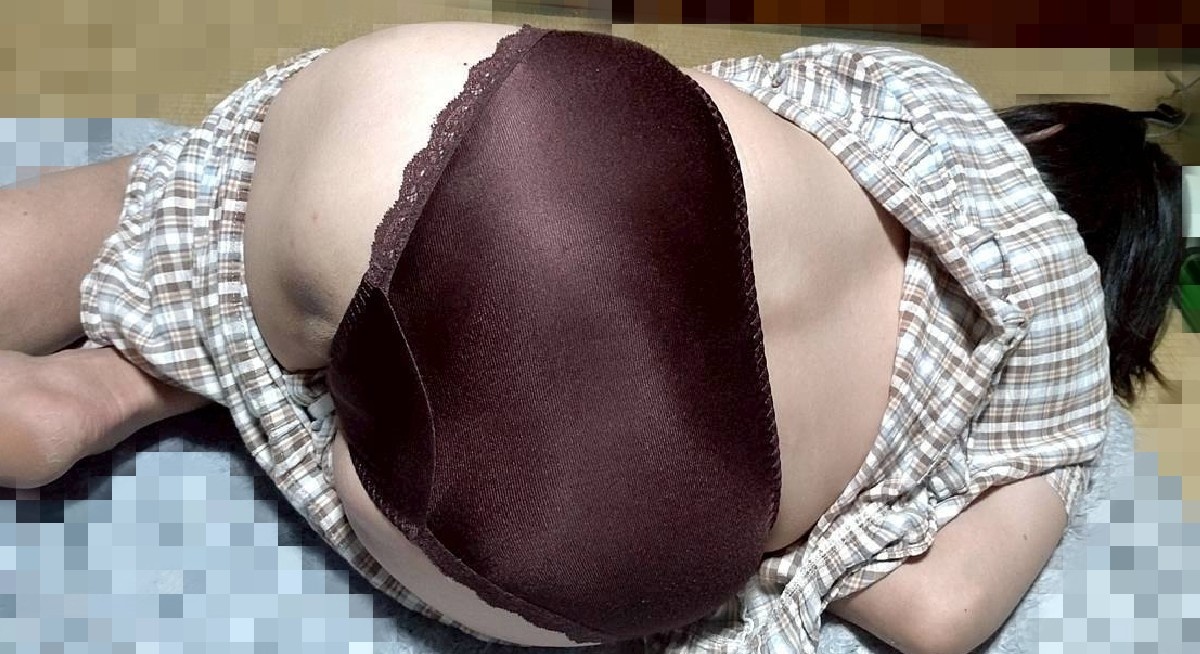 おばさんの服の中身の画像その2