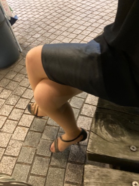 妻の着衣姿と下着姿