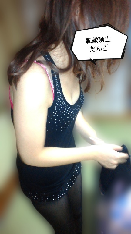 胸チラの画像その3