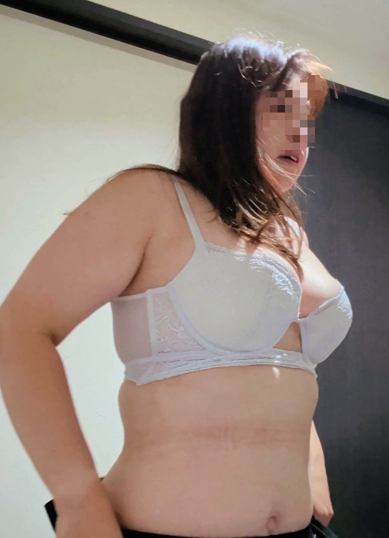 脱衣中の画像その3