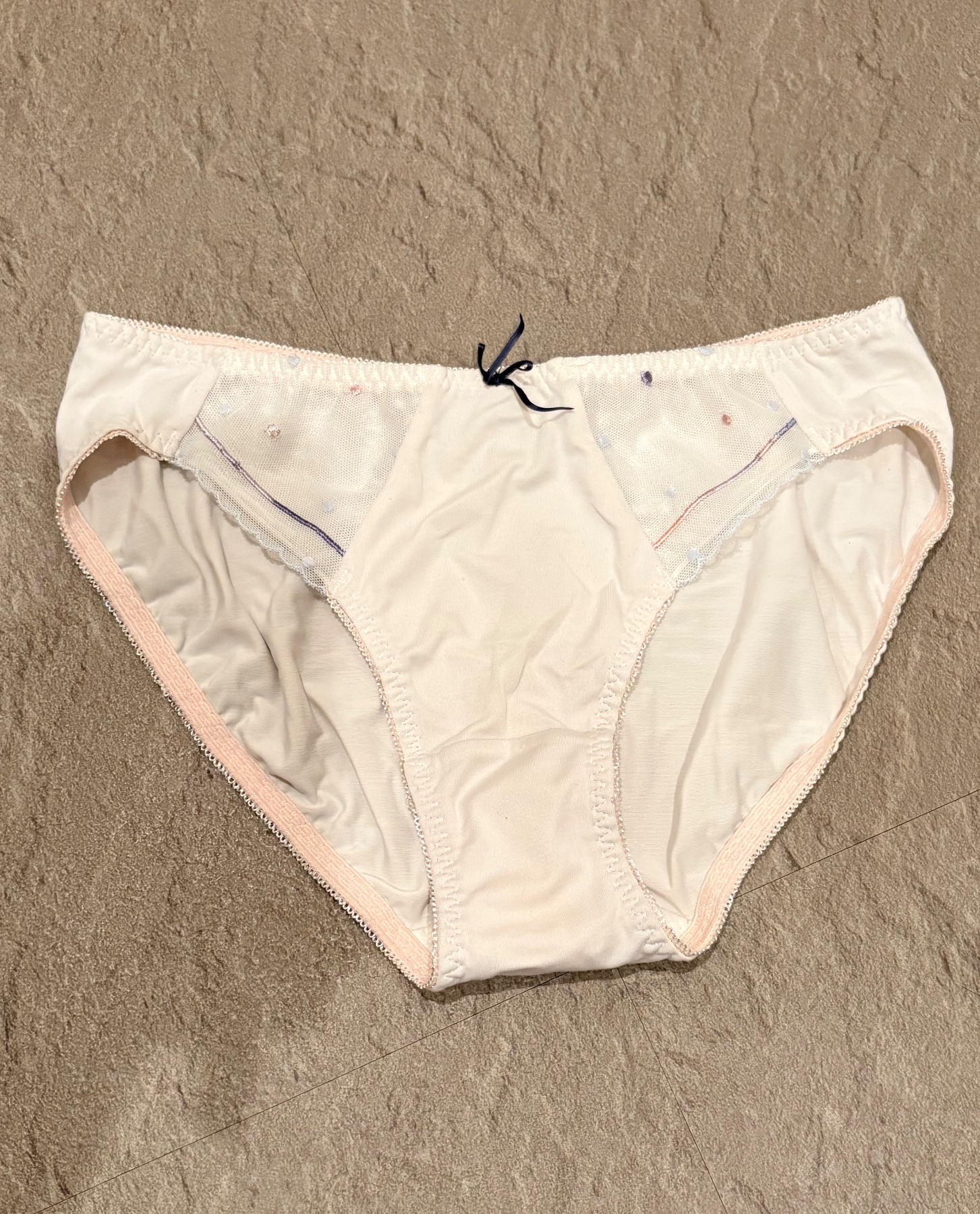 この中に身につけてる…の画像その4