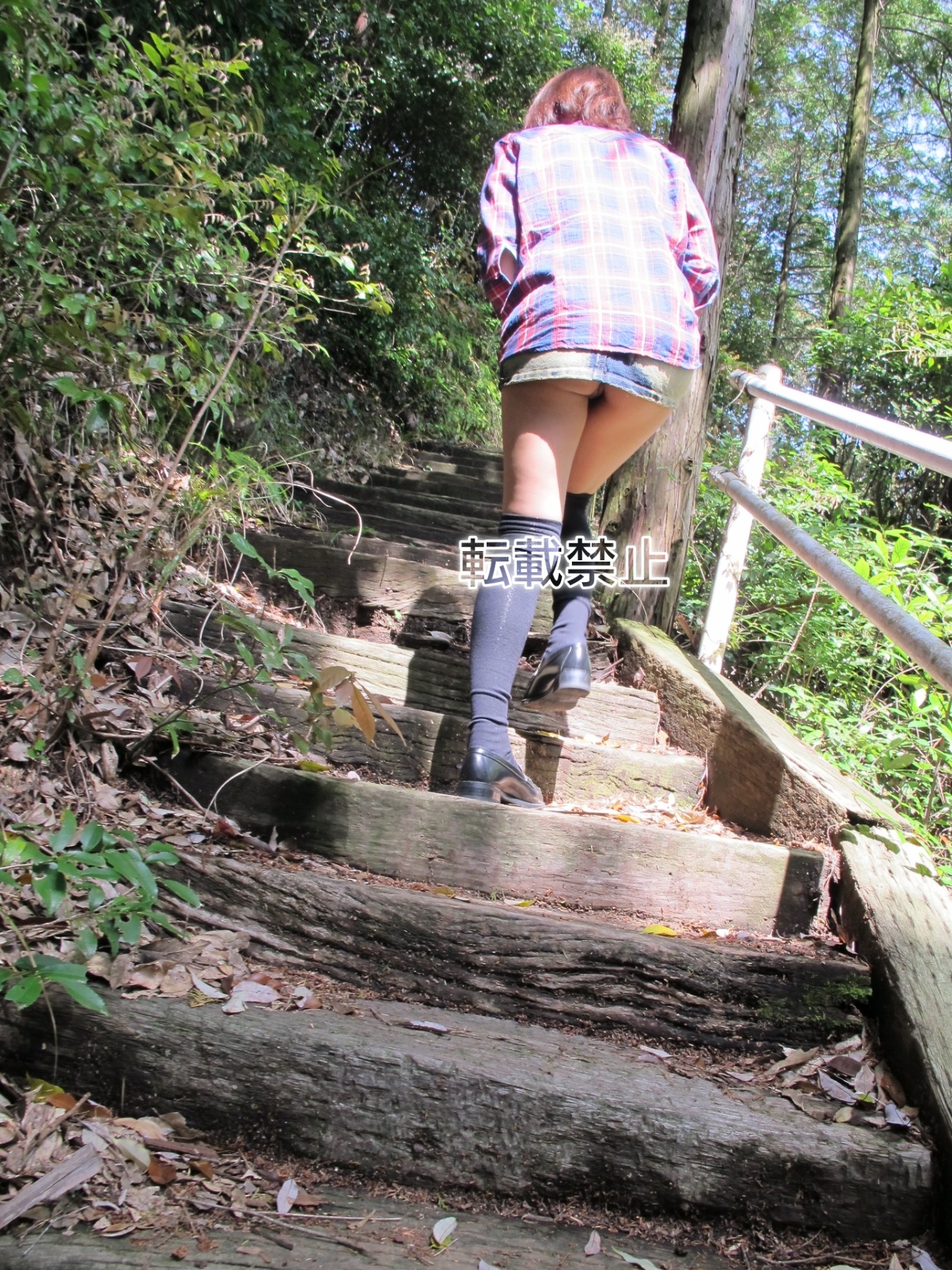 ミニスカNBNP散歩の画像その2